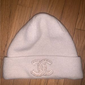Chanel cashmere cream beanie